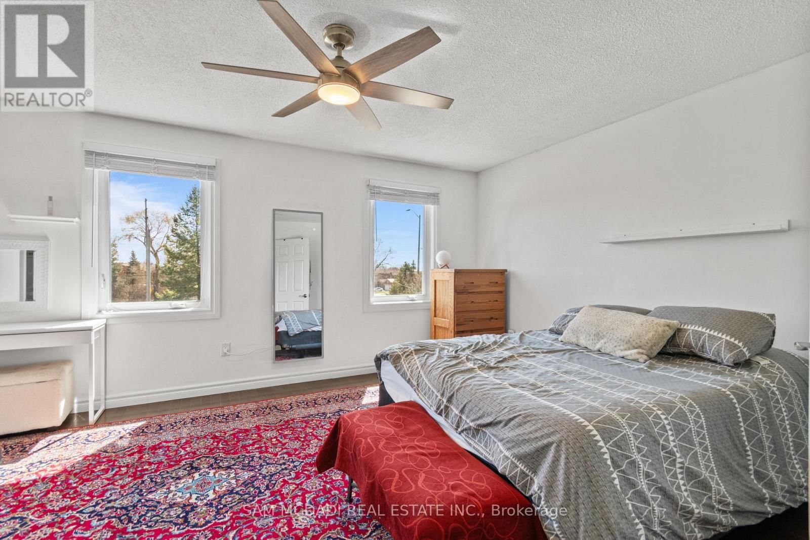 6282 CAMGREEN CIRCLE Image 19