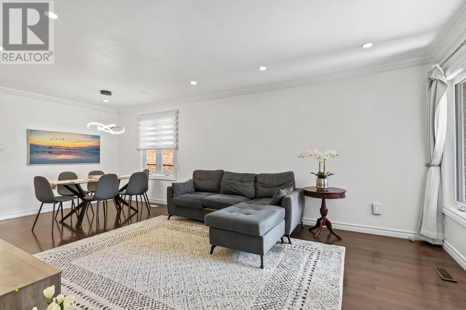 6282 CAMGREEN CIRCLE Image 4