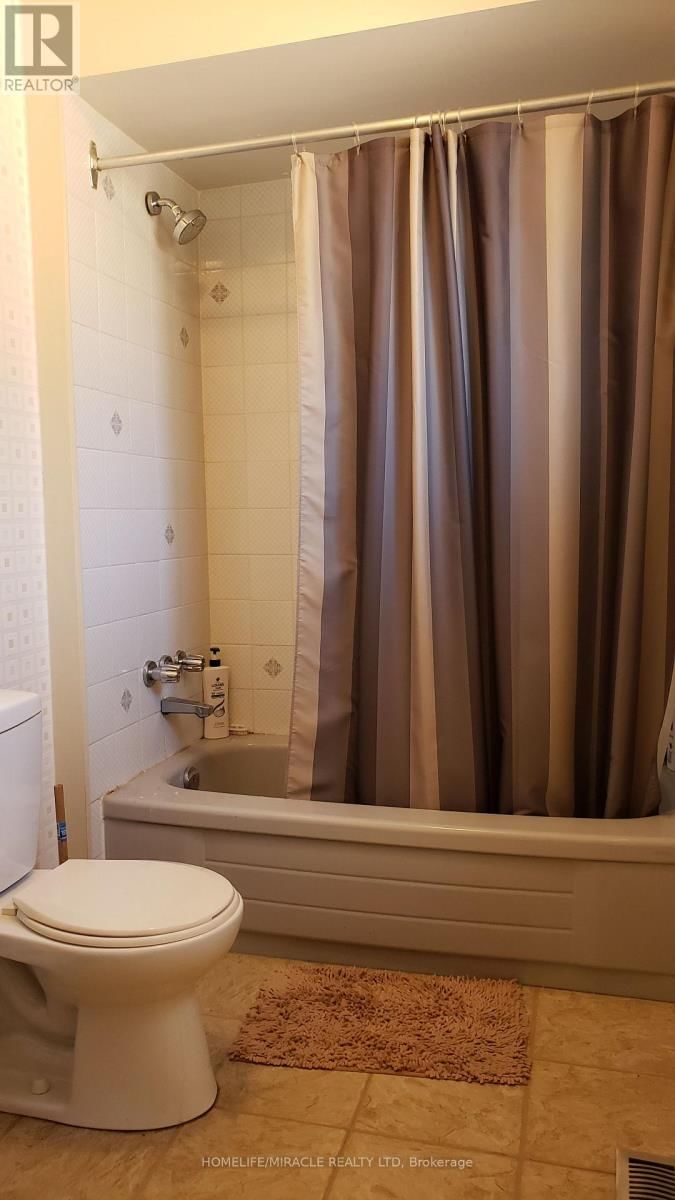 487 WALLENBERG CRESCENT Image 17