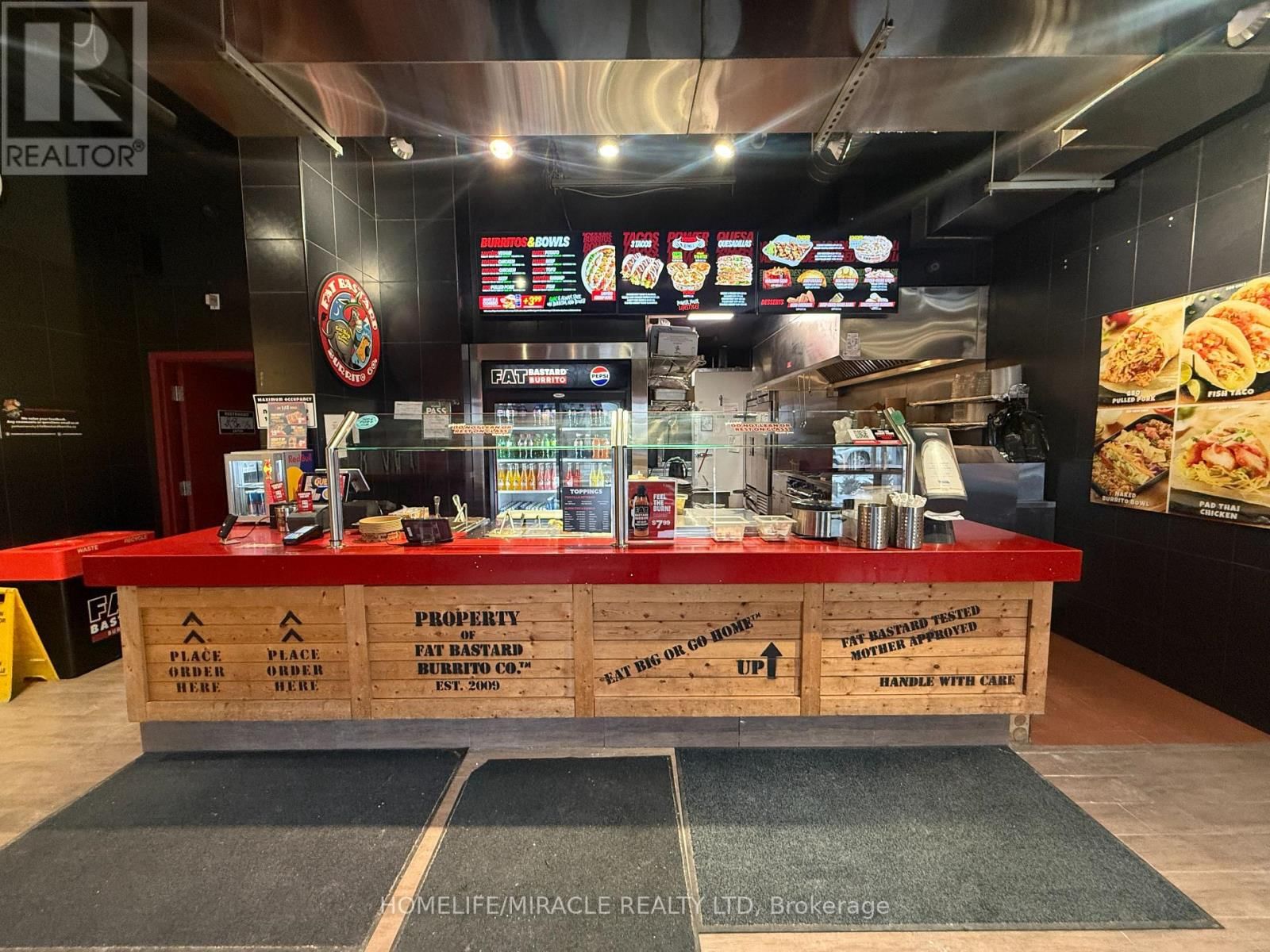 80 - 95 THE POND ROAD Image 11