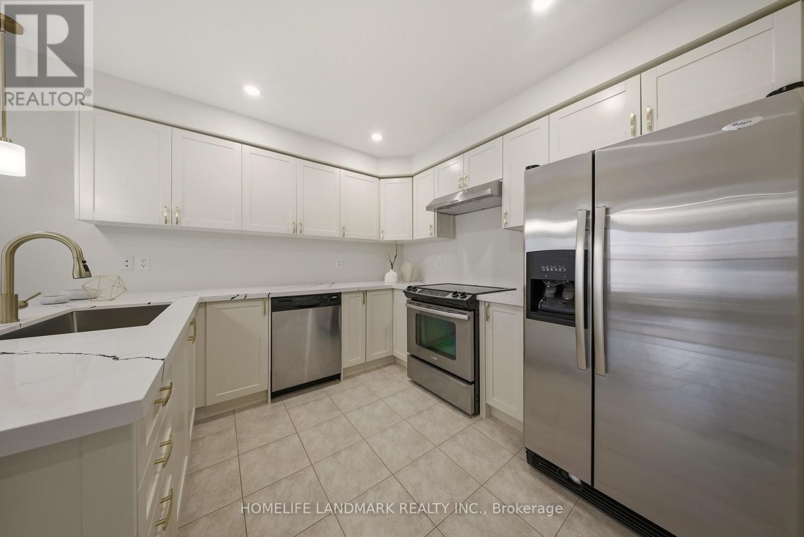 268 WETENHALL LANDING Image 13