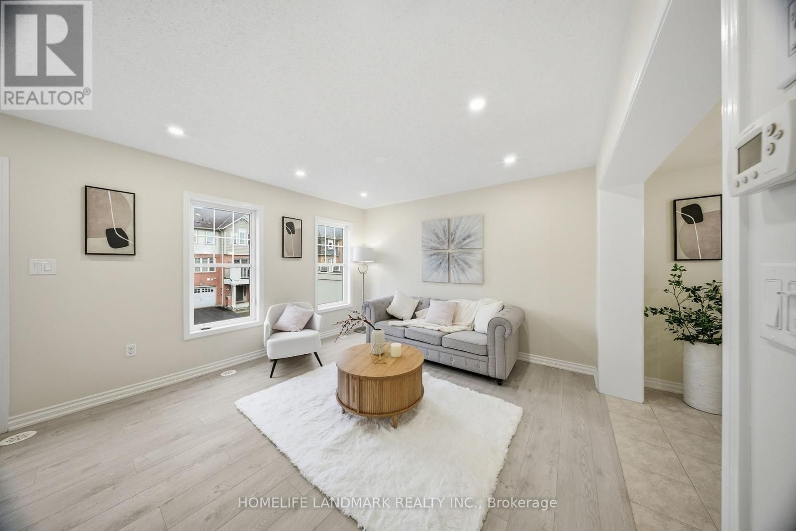 268 WETENHALL LANDING Image 15