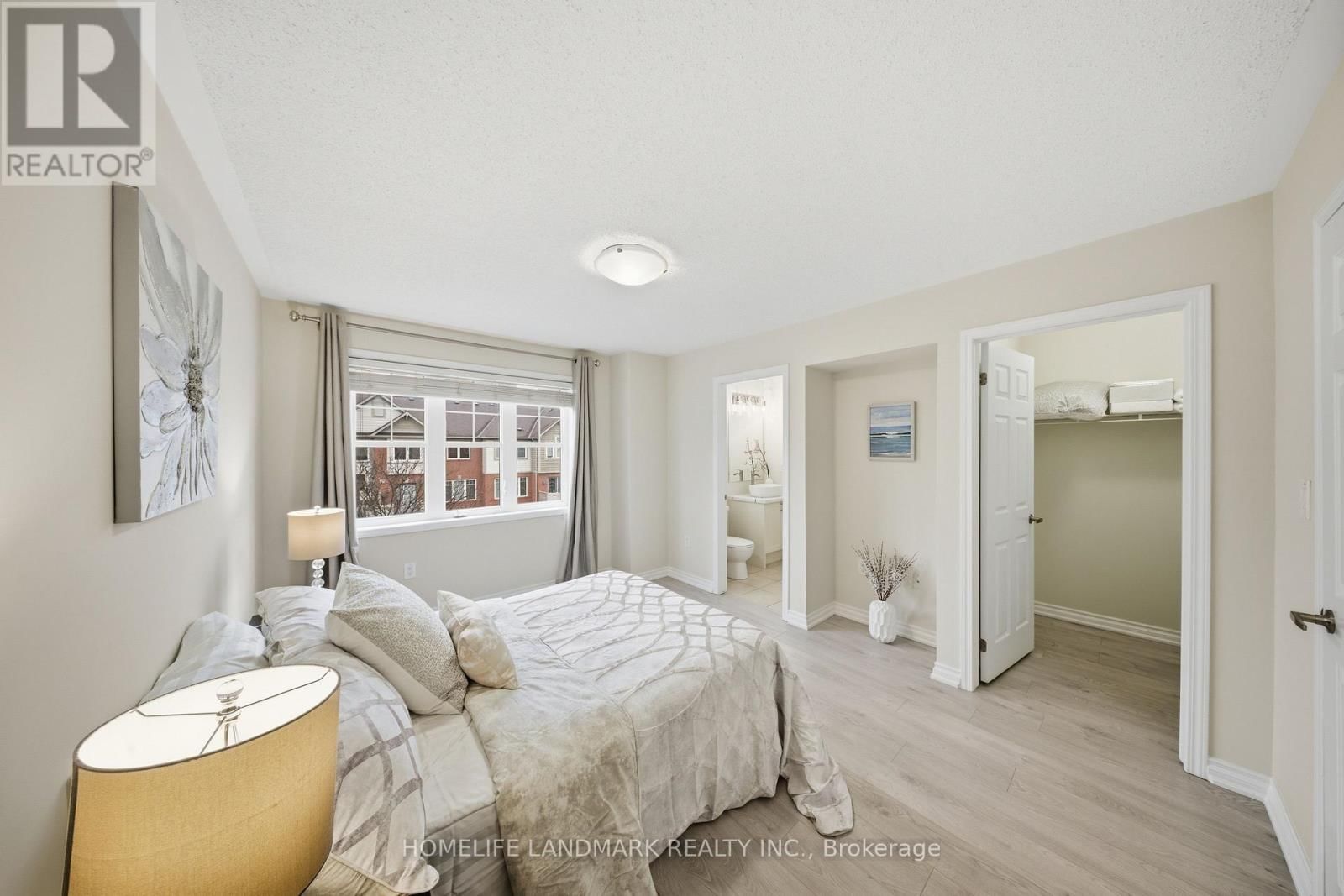 268 WETENHALL LANDING Image 26