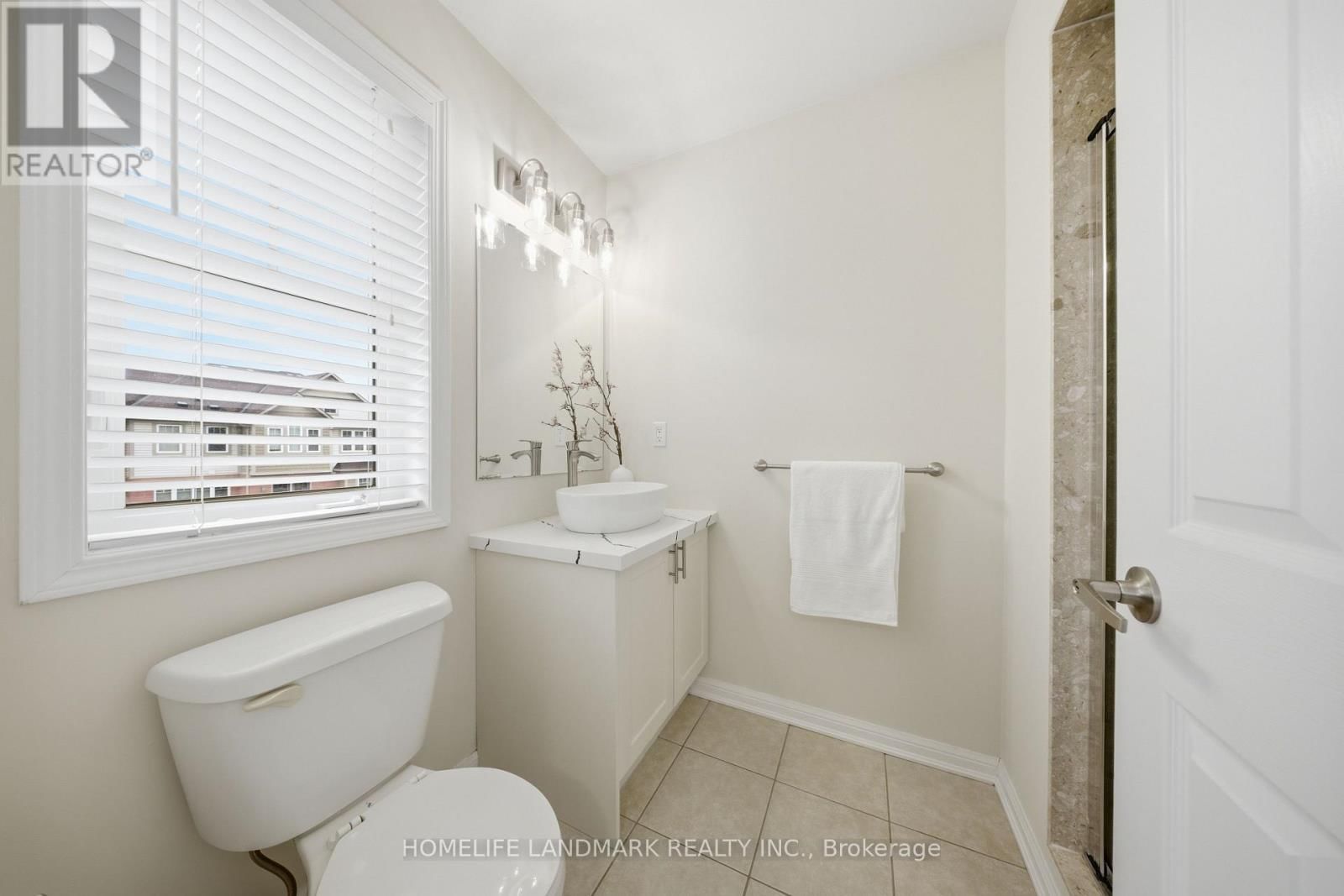 268 WETENHALL LANDING Image 27