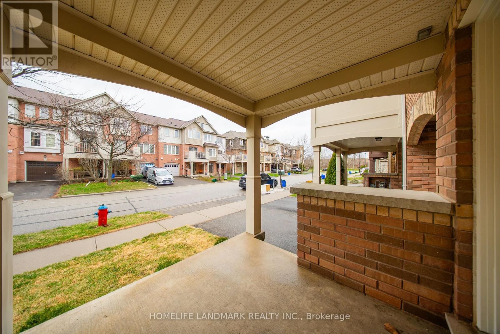 268 WETENHALL LANDING Image 30