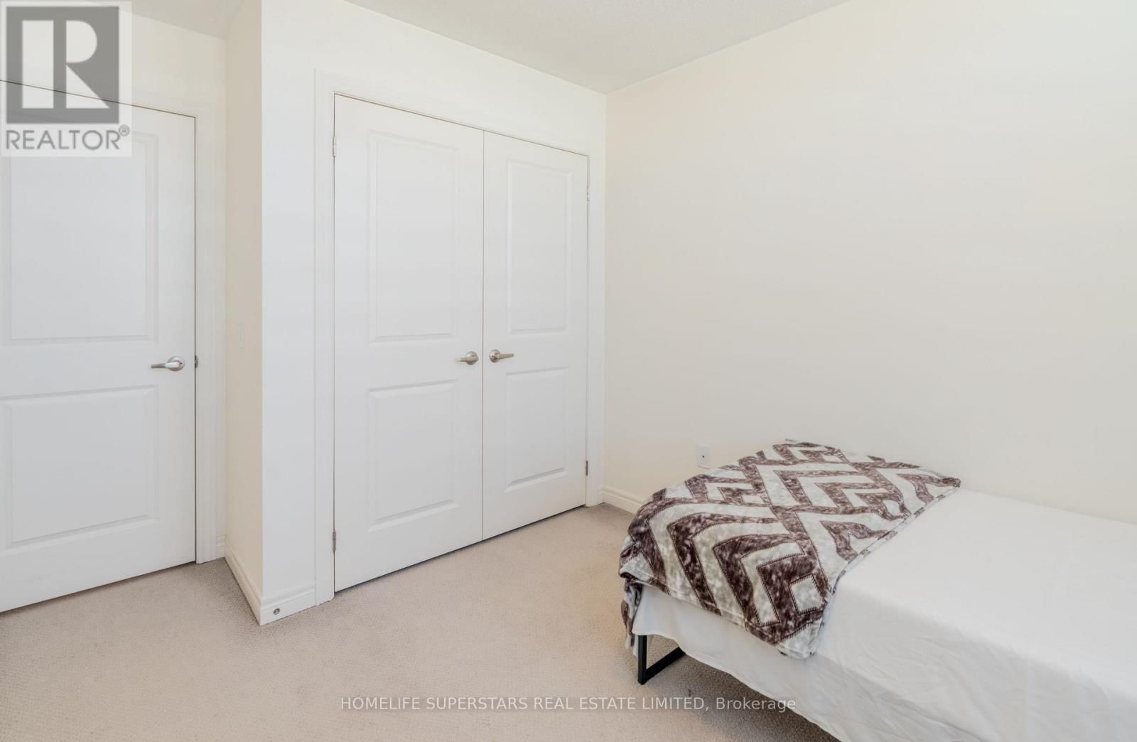 16 GOSSET ROAD Image 12