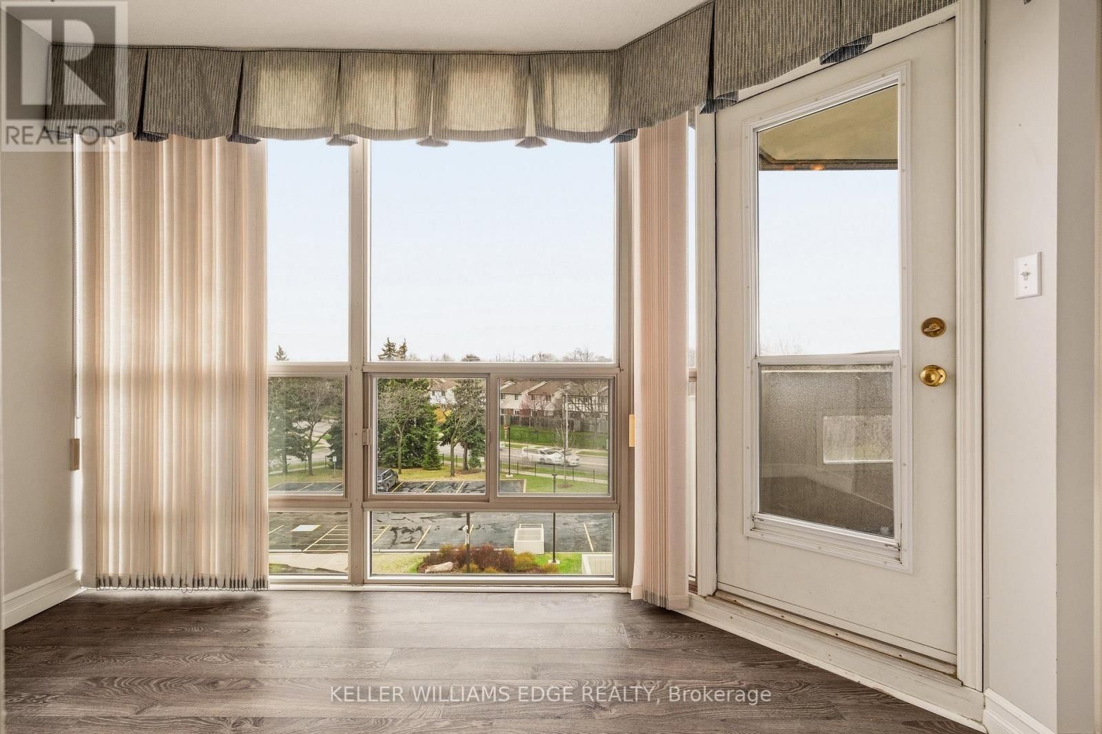 407 - 5070 PINEDALE AVENUE Image 22