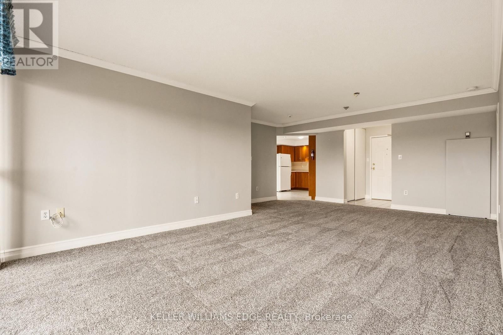 407 - 5070 PINEDALE AVENUE Image 8