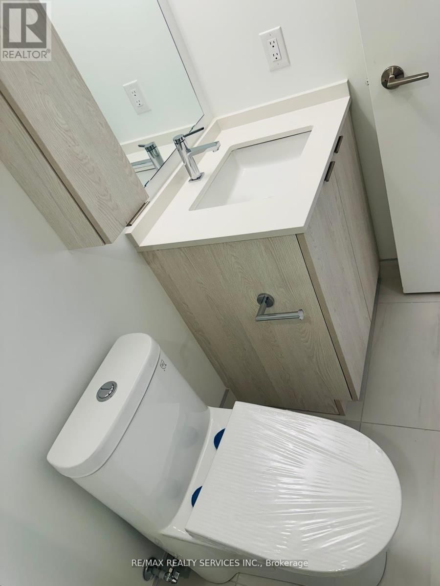 409 - 86 DUNDAS STREET EAST Image 8