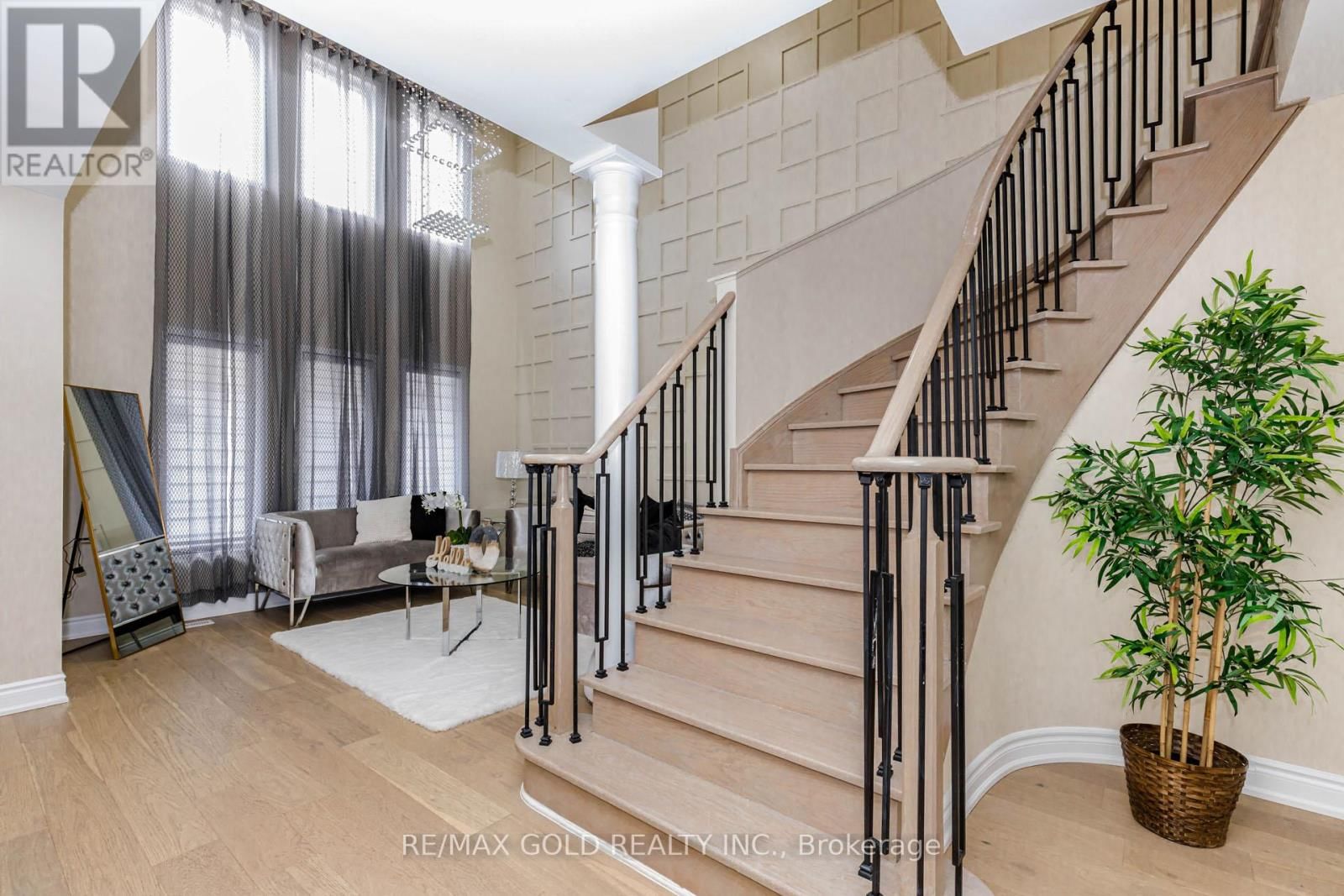 23 WILD INDIGO CRESCENT Image 13