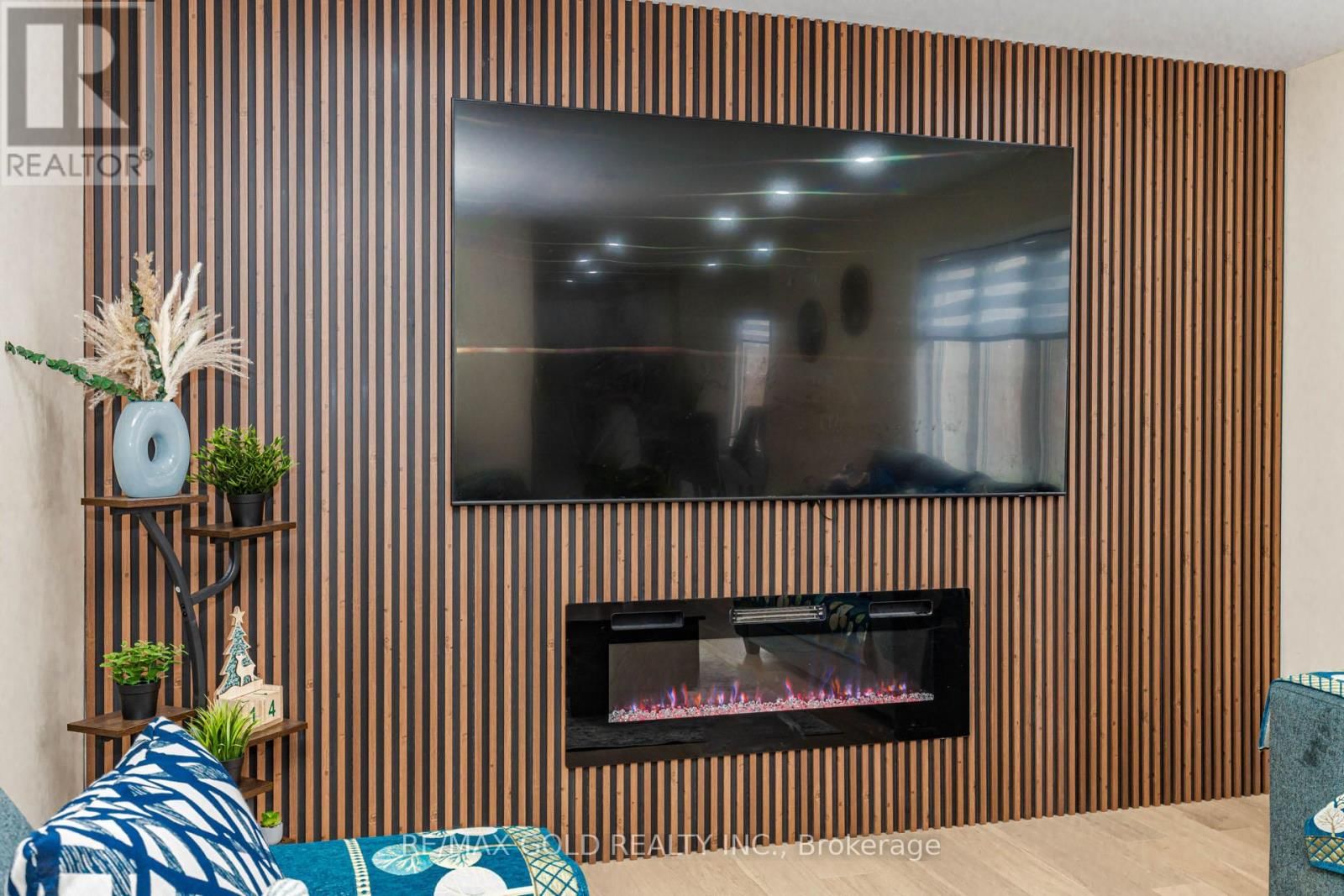 23 WILD INDIGO CRESCENT Image 25