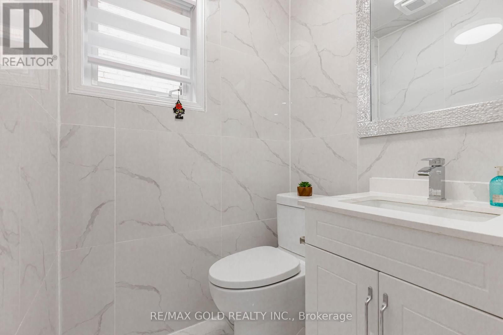 23 WILD INDIGO CRESCENT Image 27