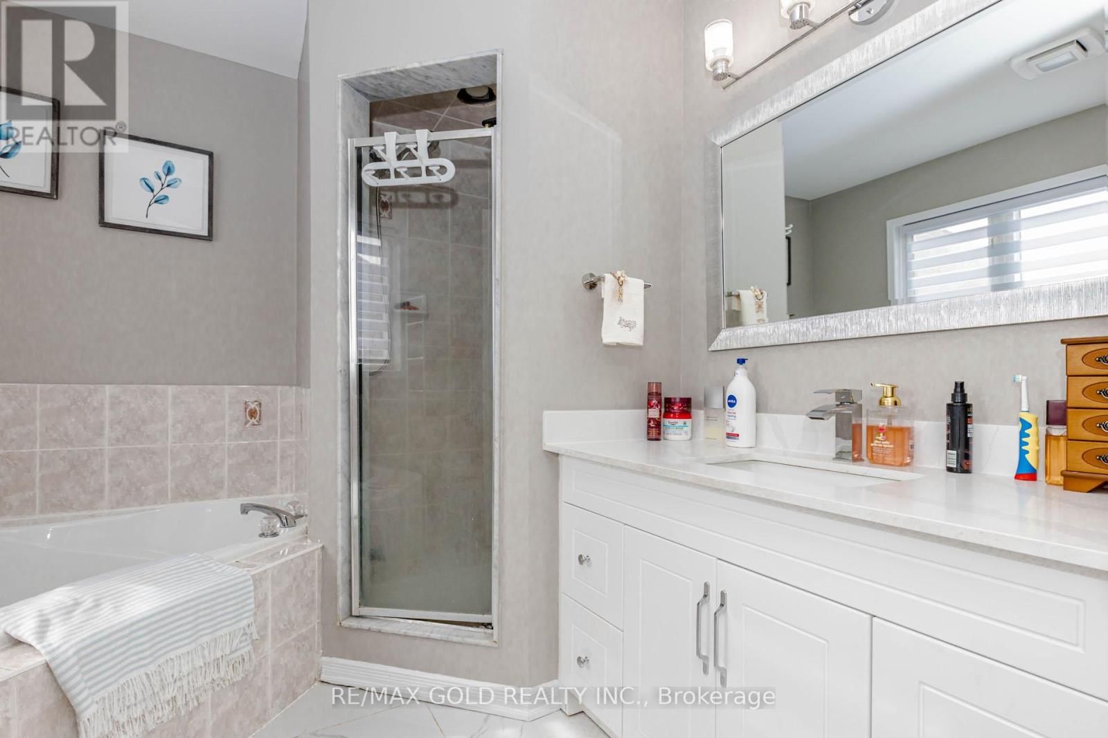 23 WILD INDIGO CRESCENT Image 33