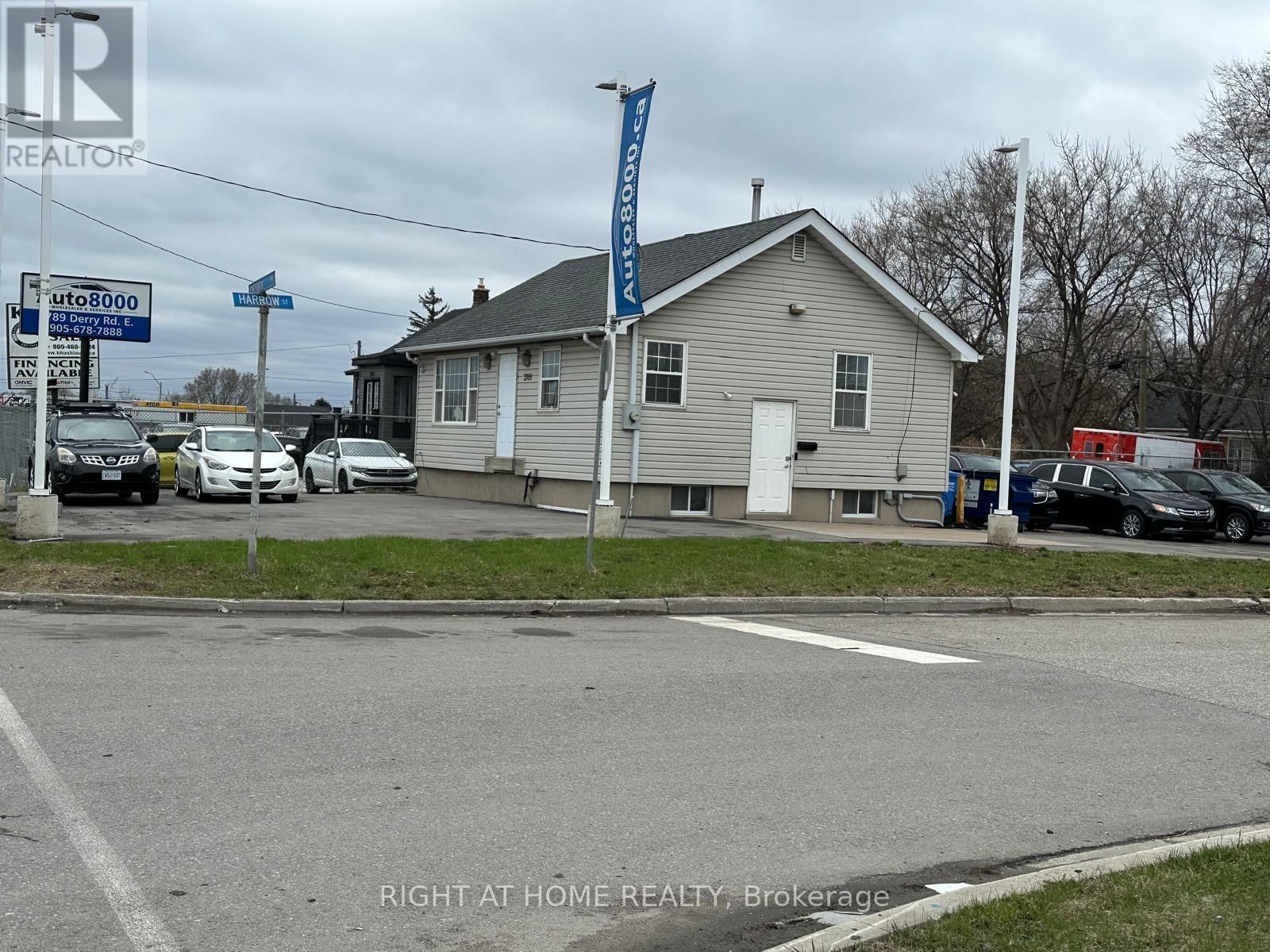 2789 DERRY ROAD EAST Image 1