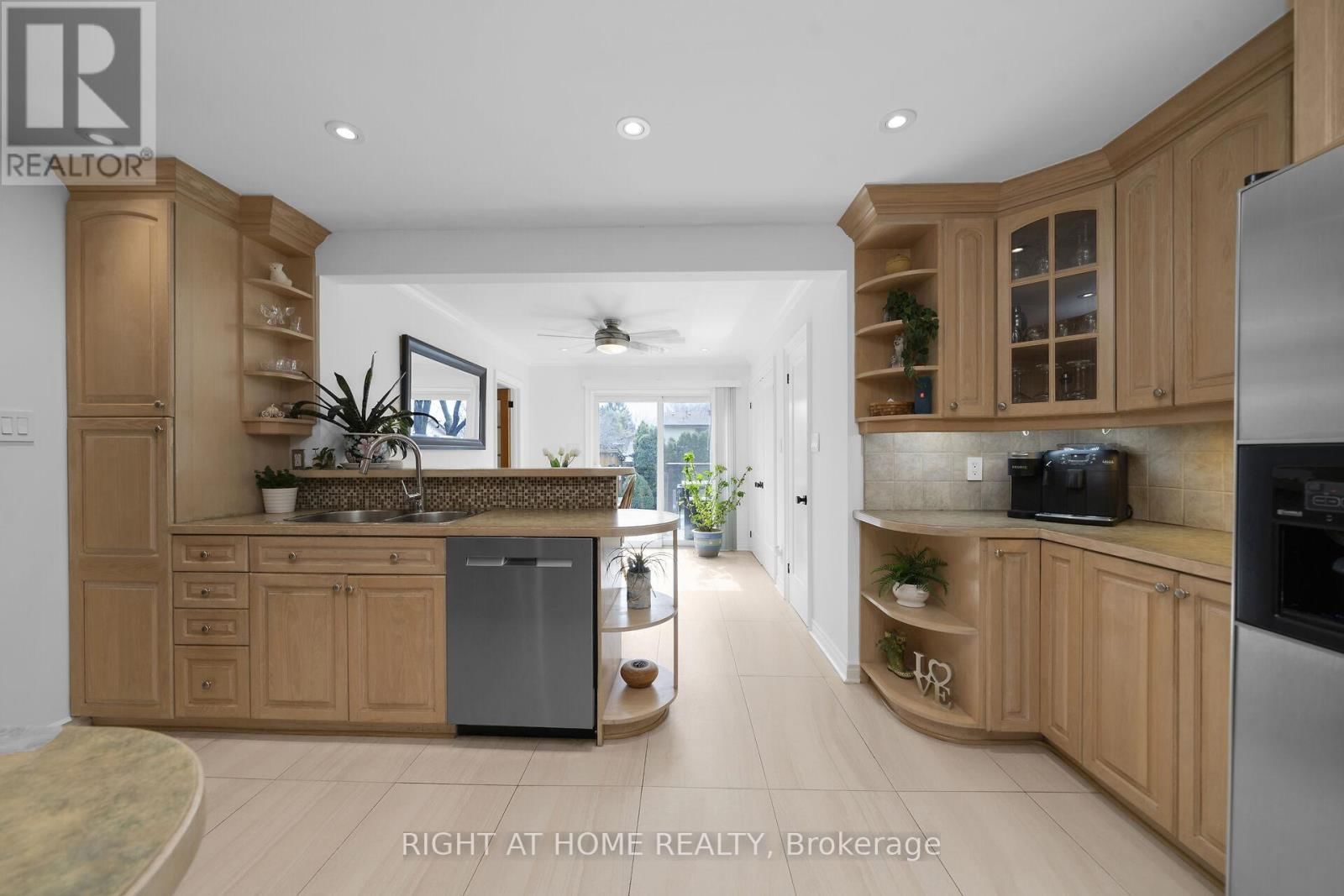 760 WILLOW AVENUE Image 14