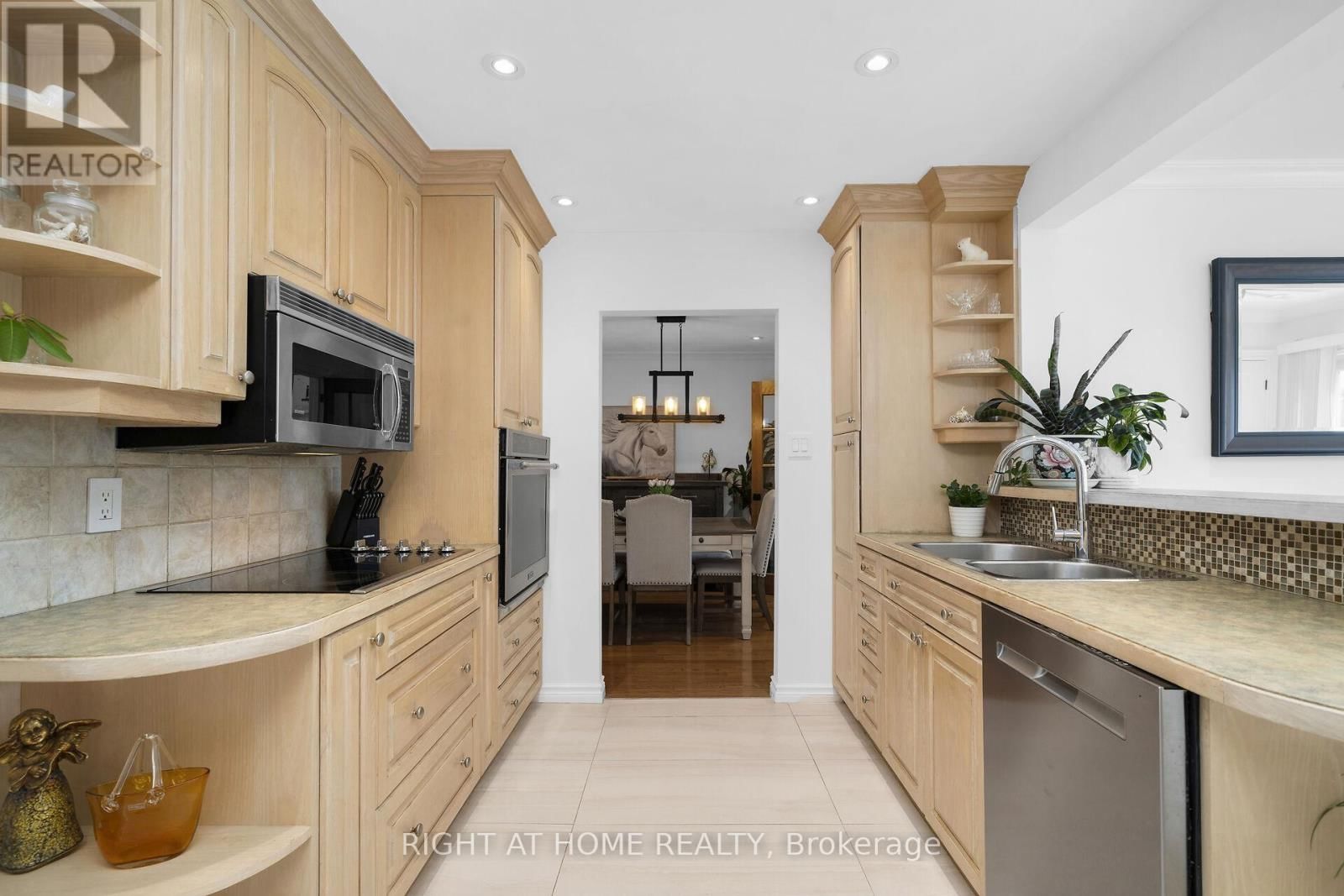 760 WILLOW AVENUE Image 16