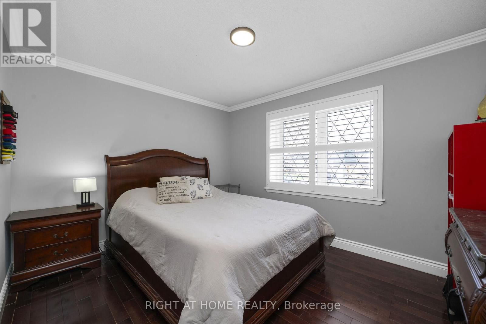 760 WILLOW AVENUE Image 28