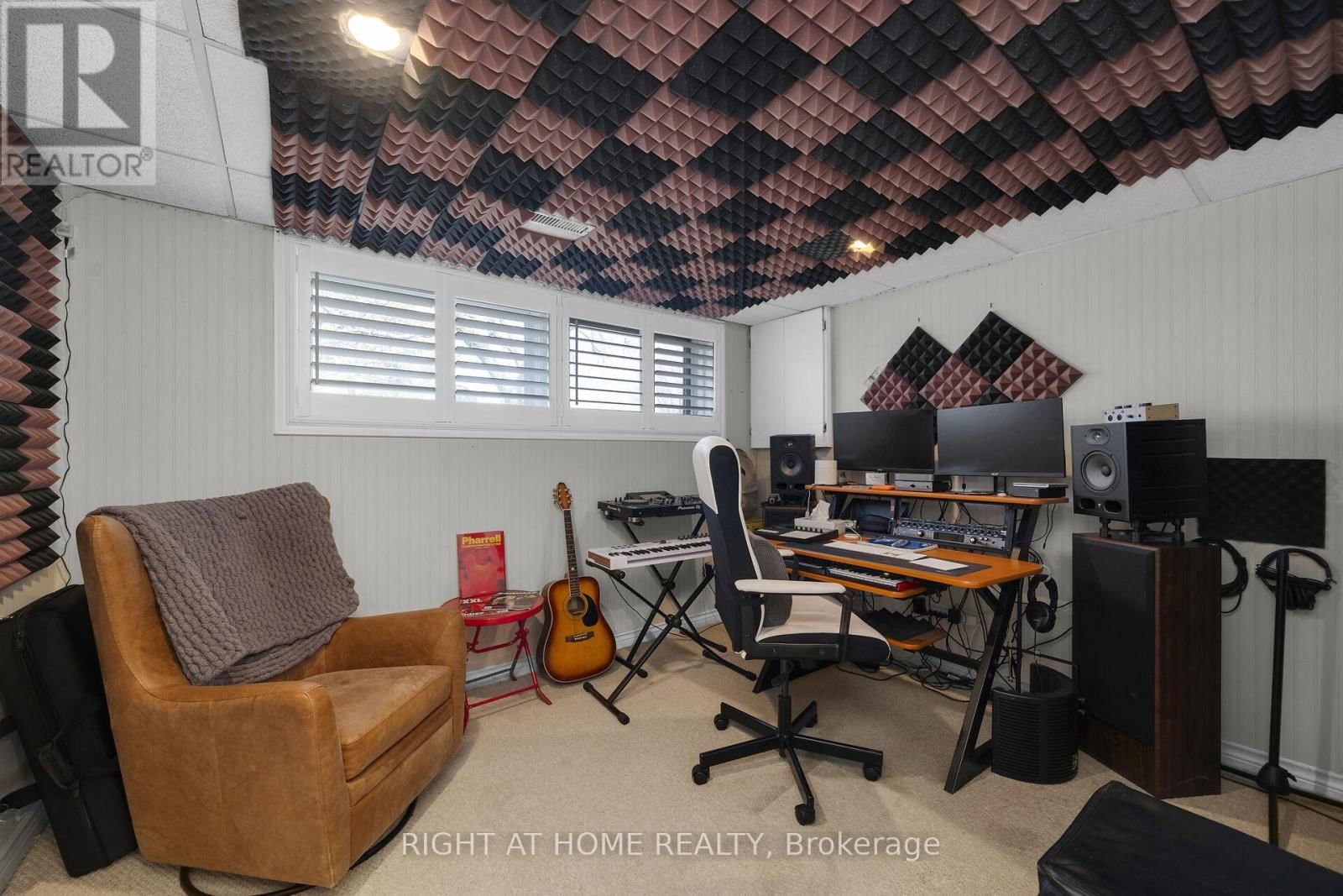 760 WILLOW AVENUE Image 33