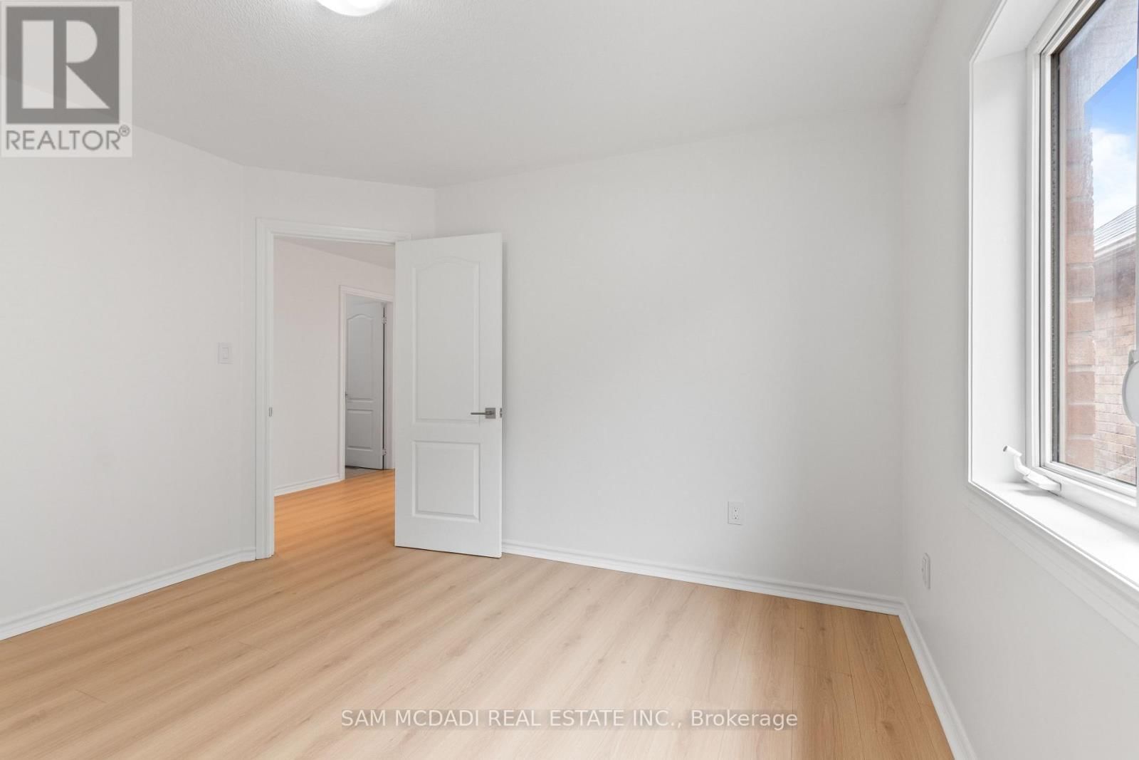 20 IVERSON DRIVE Image 29