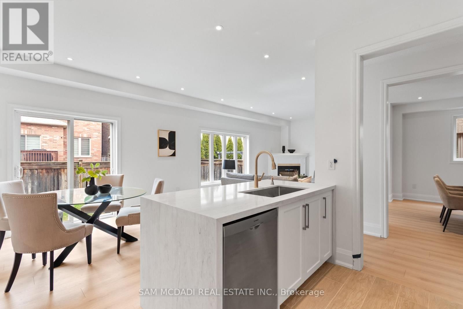 20 IVERSON DRIVE Image 9