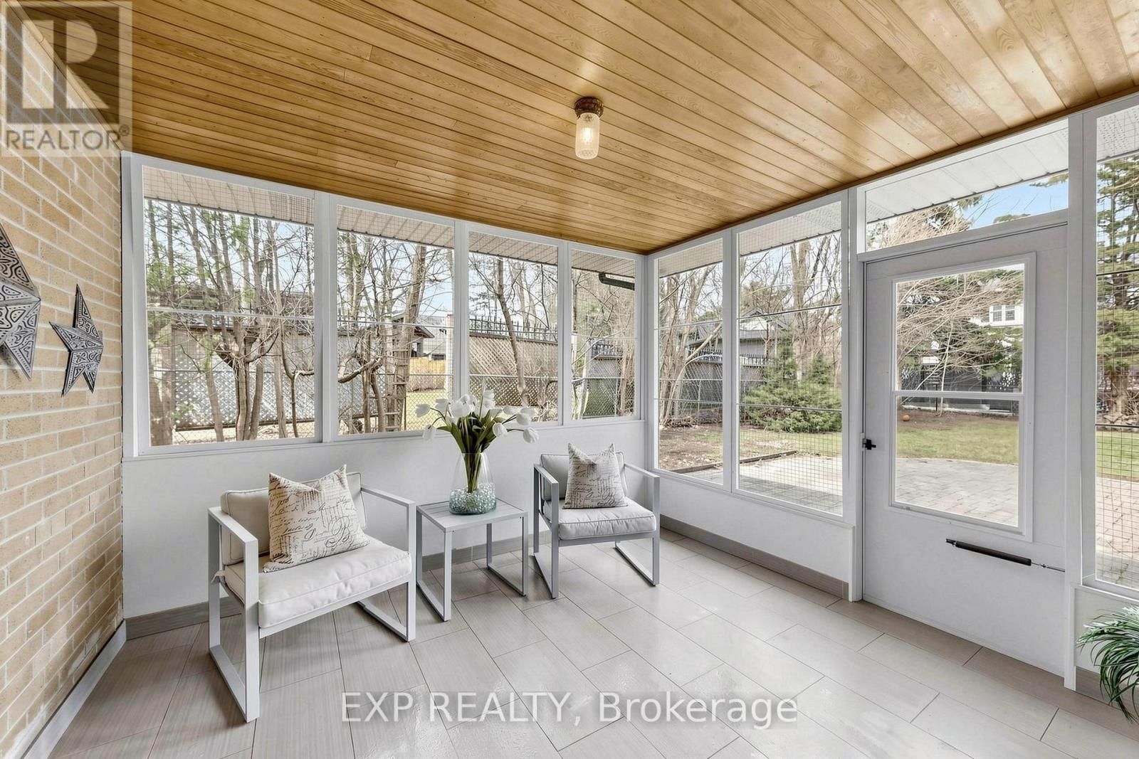 261 PINEHURST DRIVE Image 16