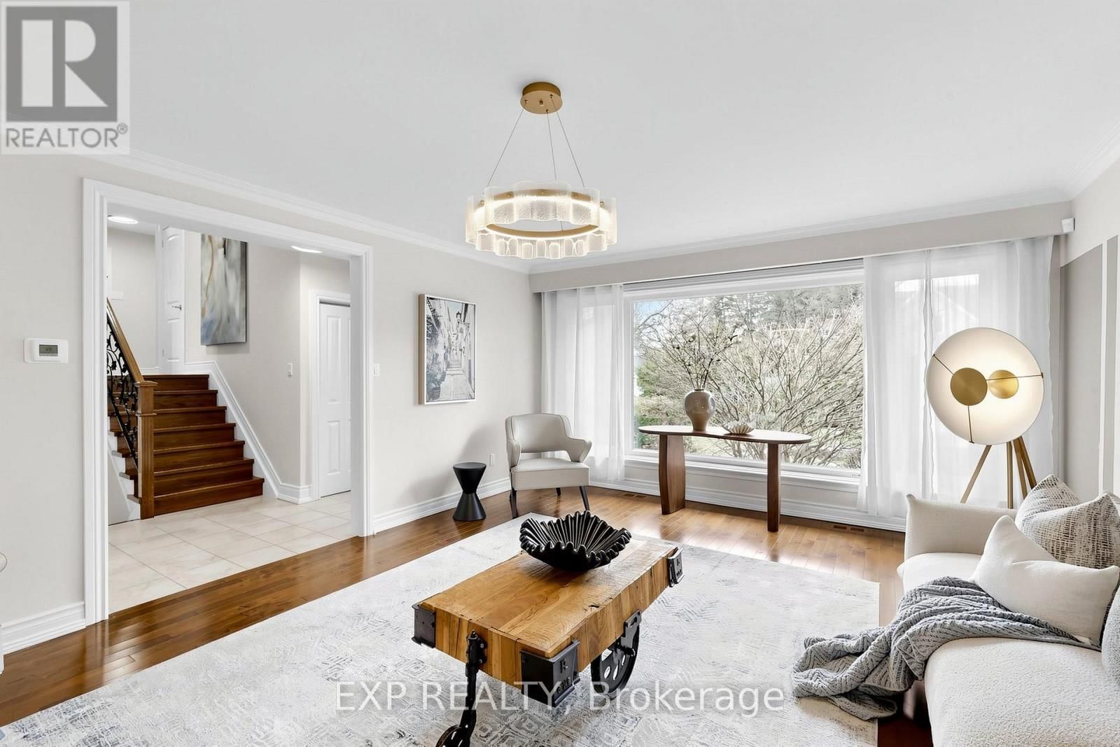 261 PINEHURST DRIVE Image 3