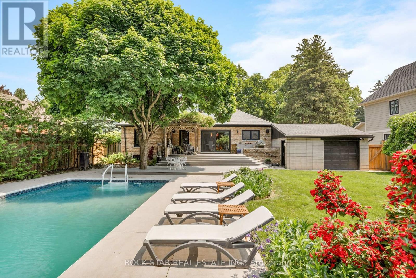 946 GLENWOOD AVENUE Image 2