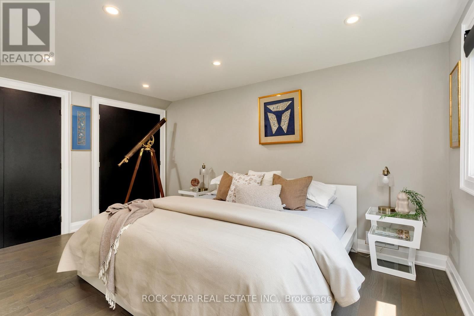 946 GLENWOOD AVENUE Image 30