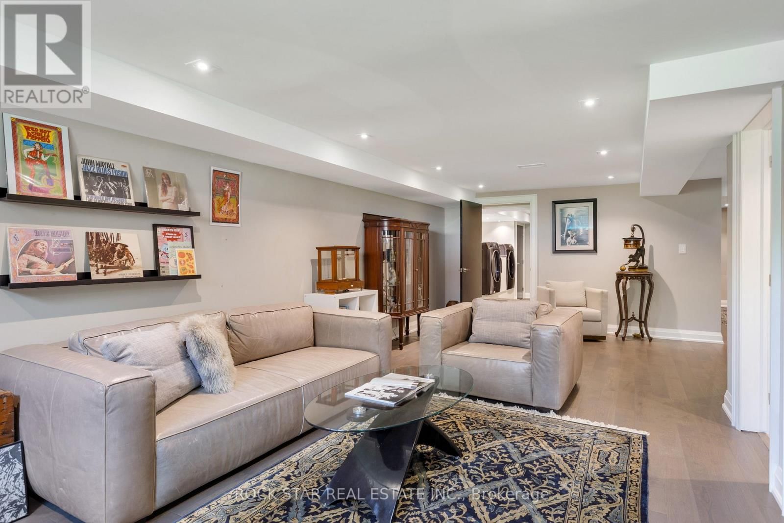 946 GLENWOOD AVENUE Image 39