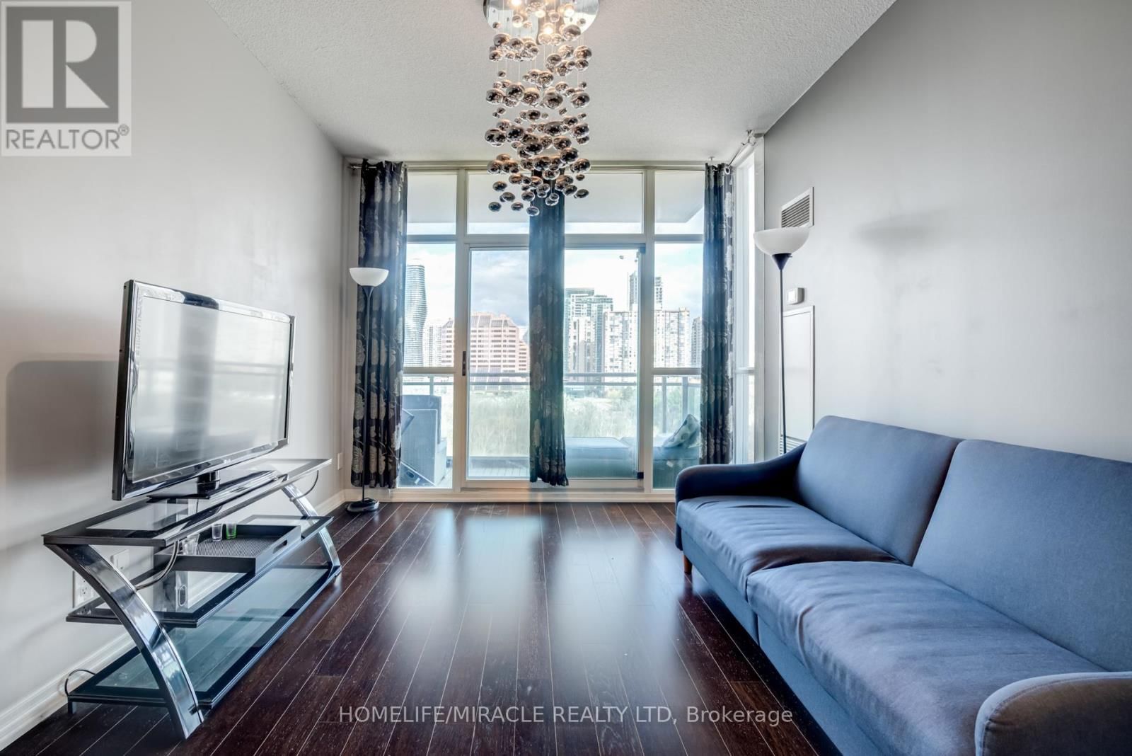 502 - 223 WEBB DRIVE Image 12