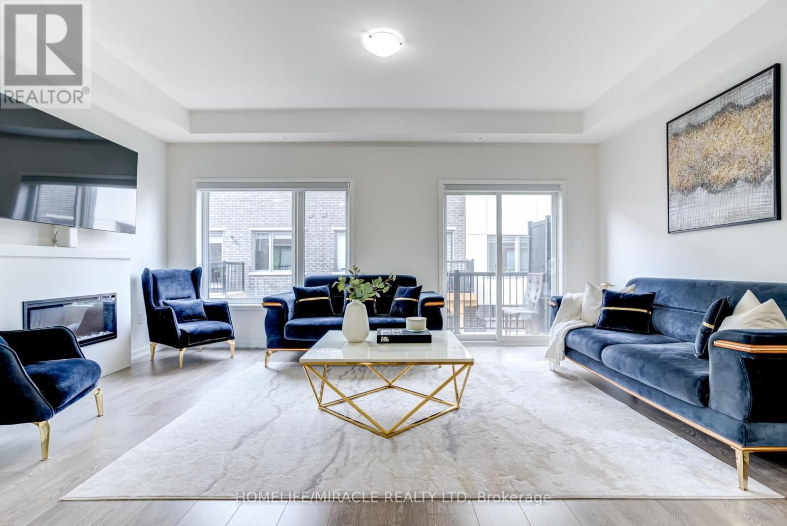 18 QUEENSLAND CRESCENT Image 12