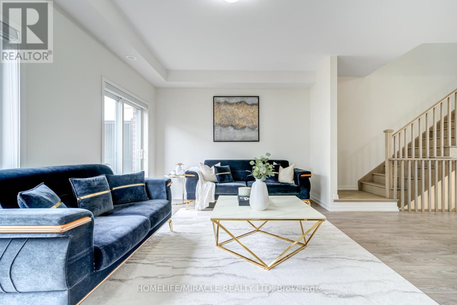 18 QUEENSLAND CRESCENT Image 16