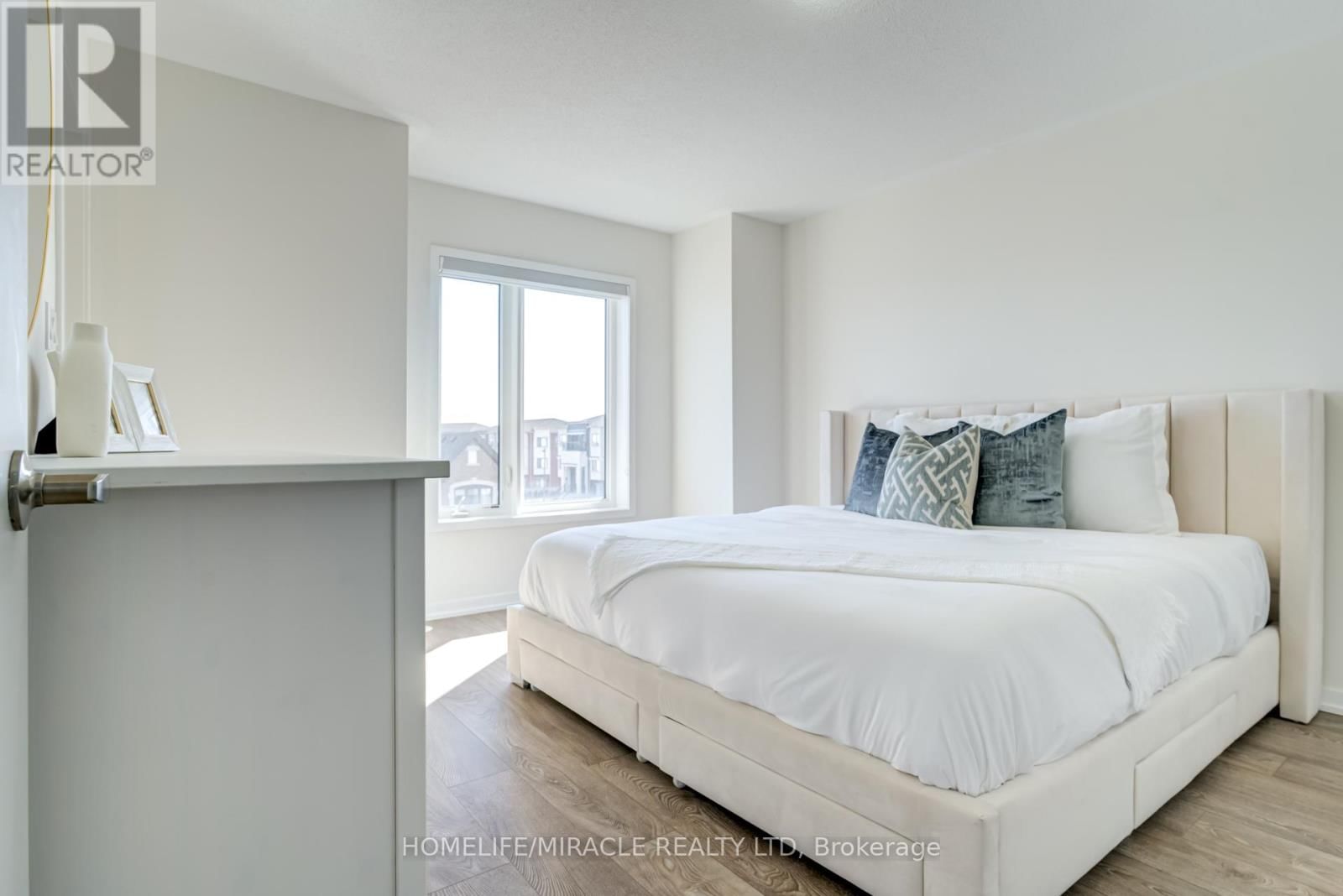 18 QUEENSLAND CRESCENT Image 24