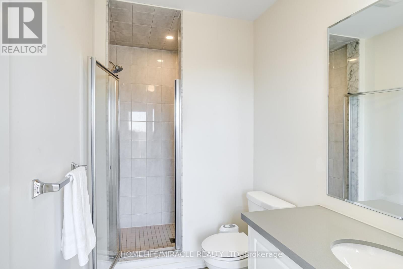 18 QUEENSLAND CRESCENT Image 28