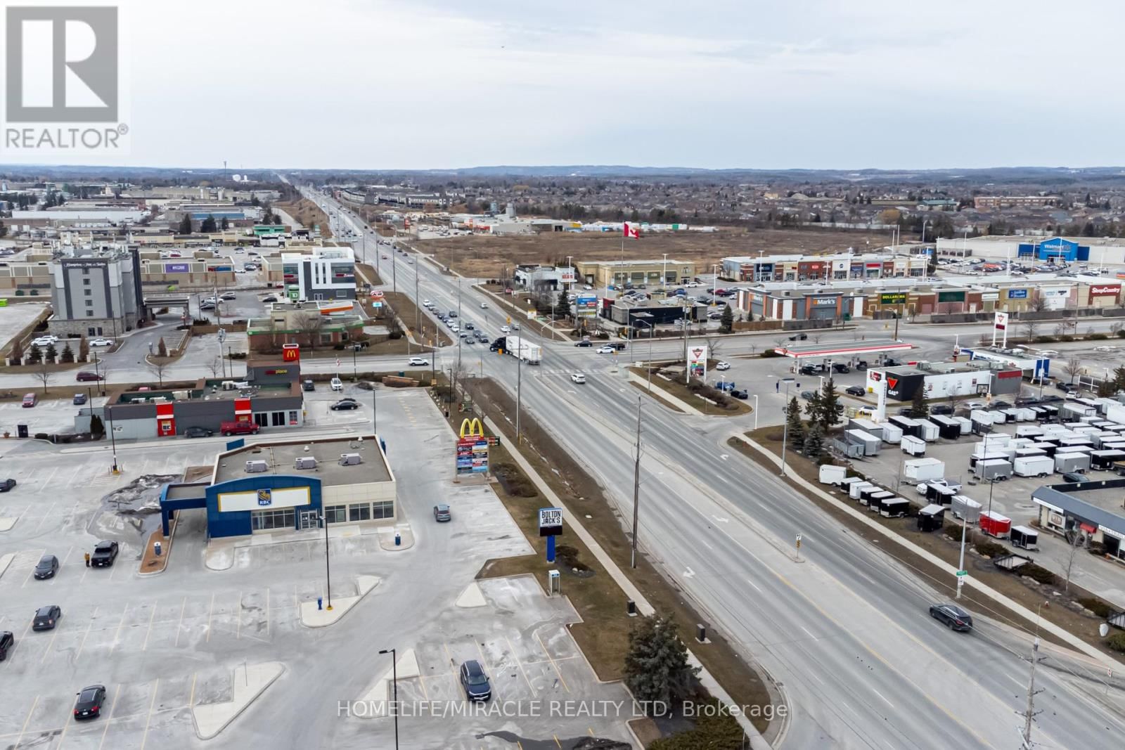 18 QUEENSLAND CRESCENT Image 50