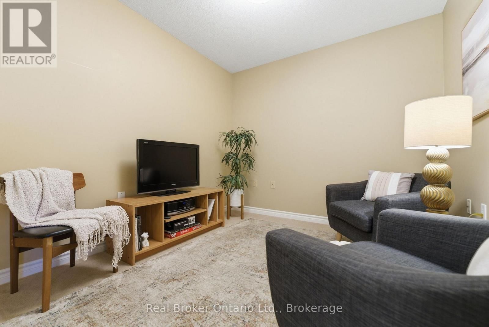 1217 - 100 BURLOAK DRIVE Image 13