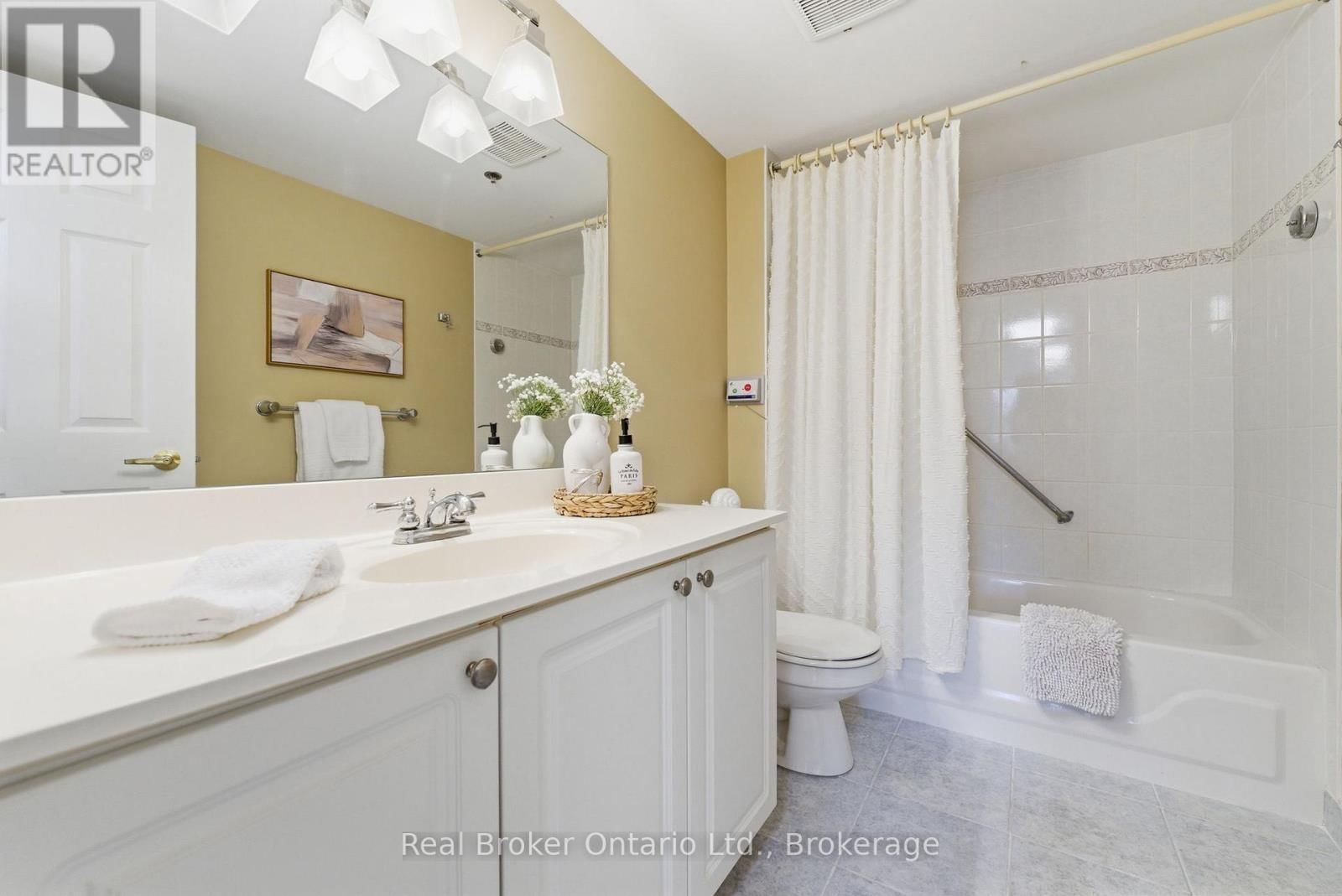 1217 - 100 BURLOAK DRIVE Image 17