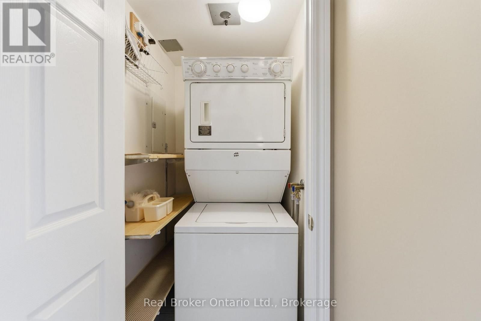 1217 - 100 BURLOAK DRIVE Image 22