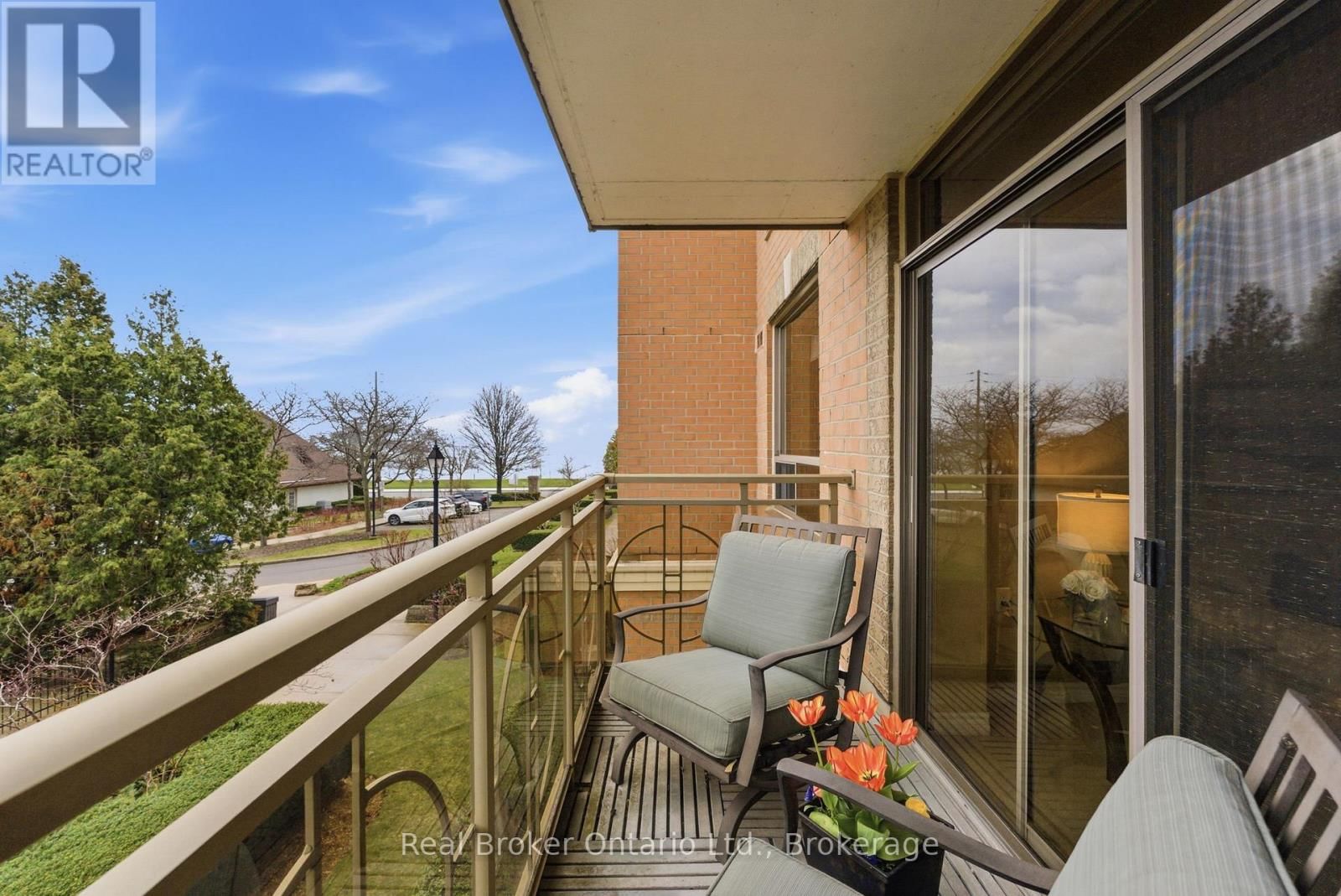 1217 - 100 BURLOAK DRIVE Image 25