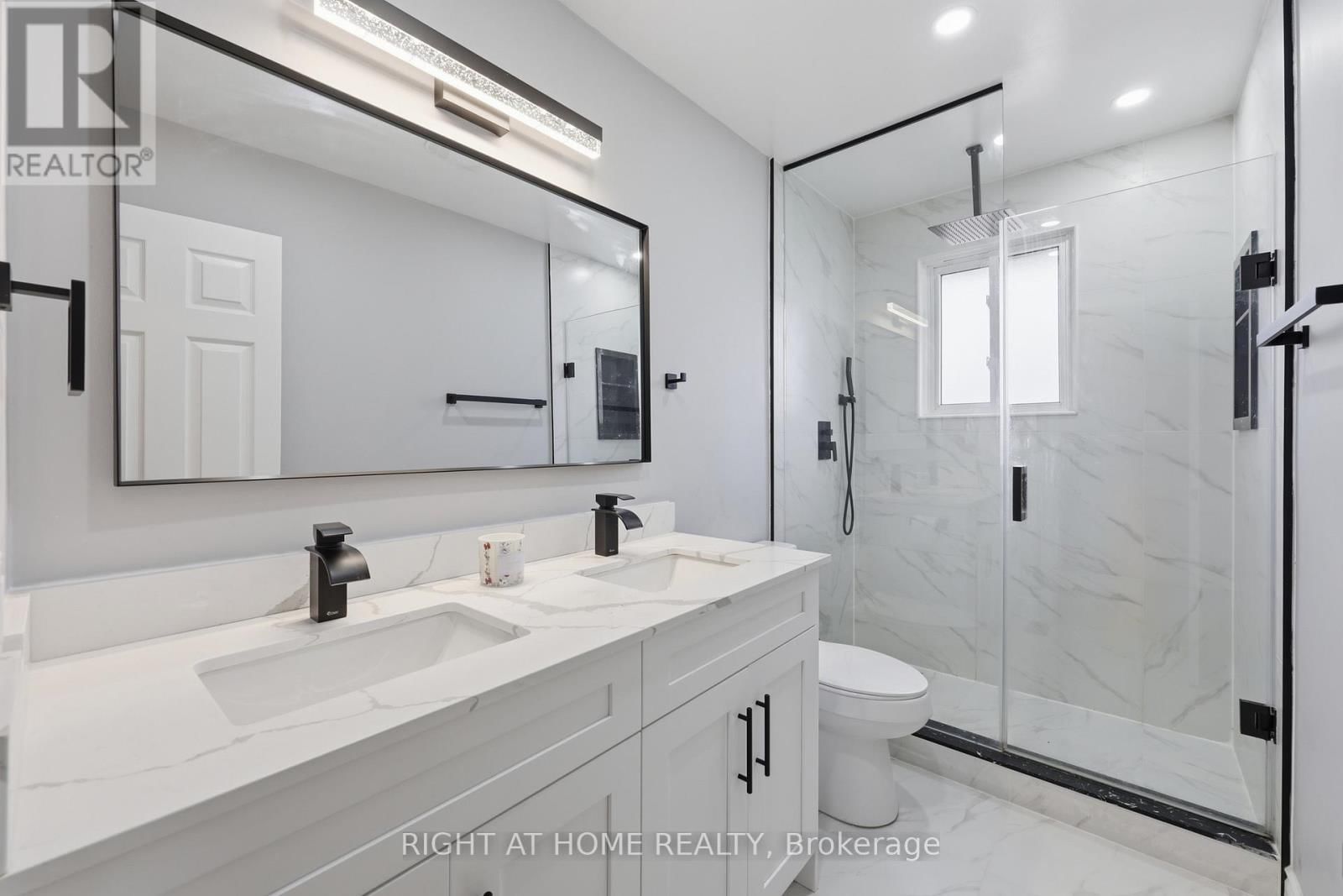 2458 CAVENDISH DRIVE Image 23