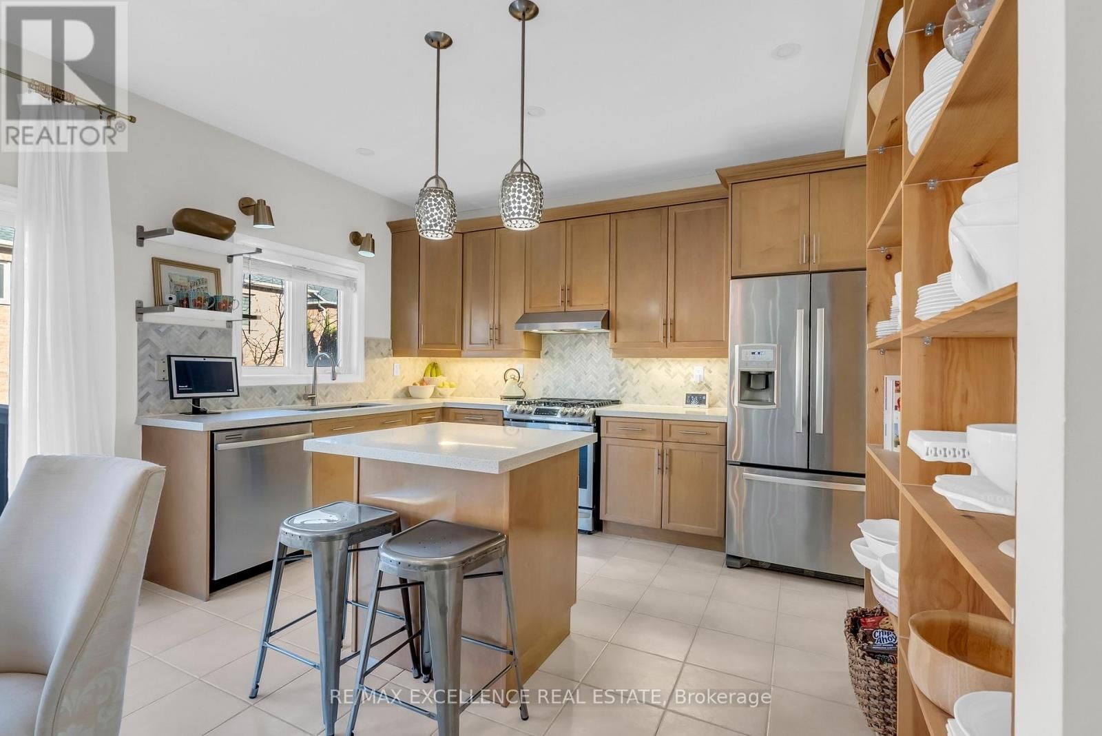 40 IMPERIAL LAKES DRIVE Image 15