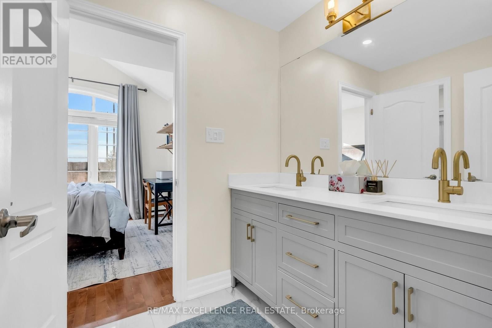 40 IMPERIAL LAKES DRIVE Image 30