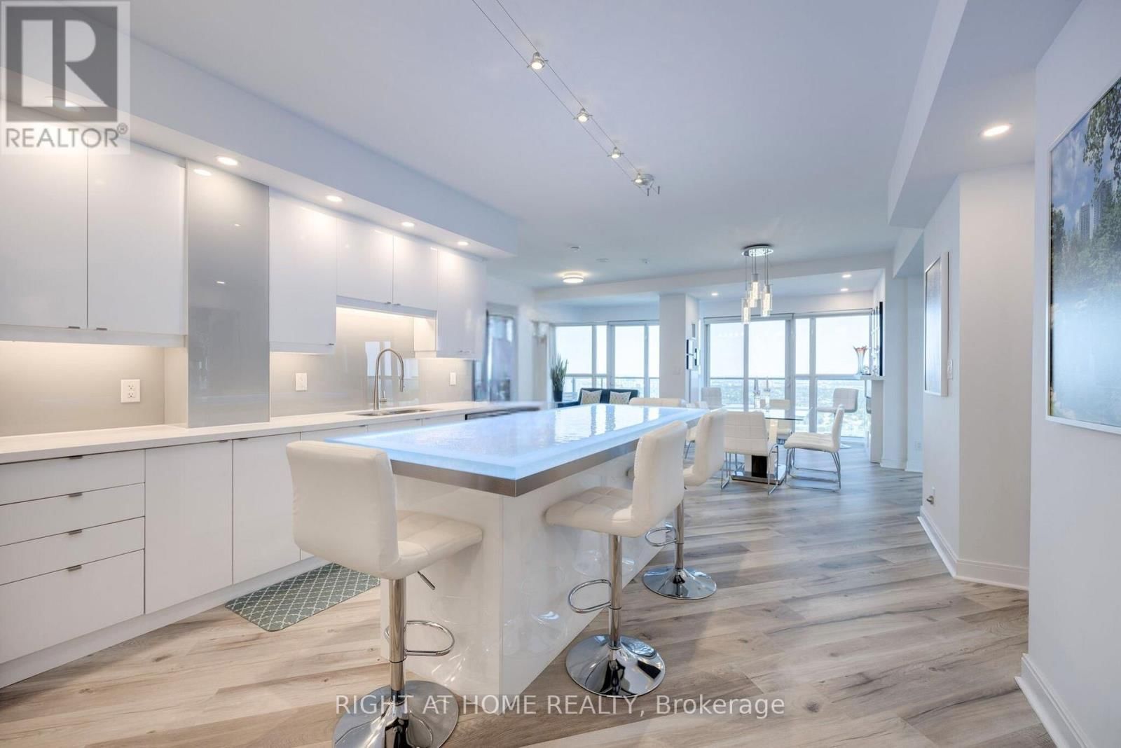 3601 - 60 ABSOLUTE AVENUE Image 1