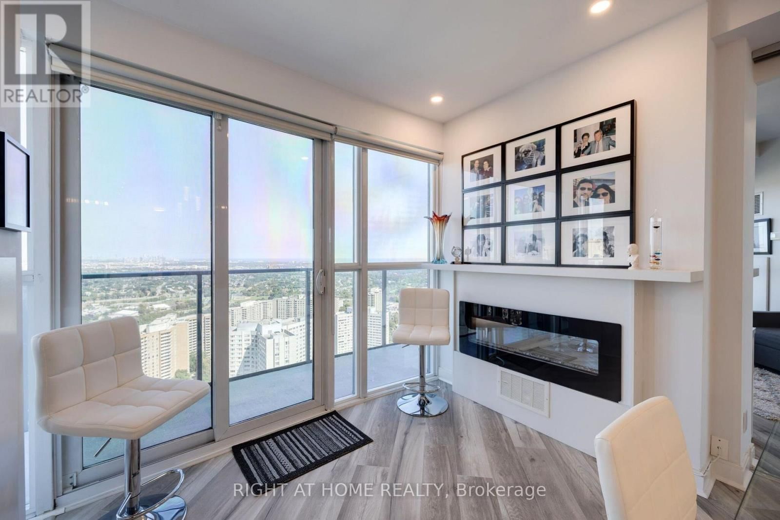 3601 - 60 ABSOLUTE AVENUE Image 10