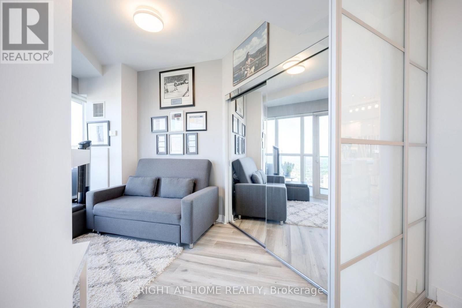 3601 - 60 ABSOLUTE AVENUE Image 17