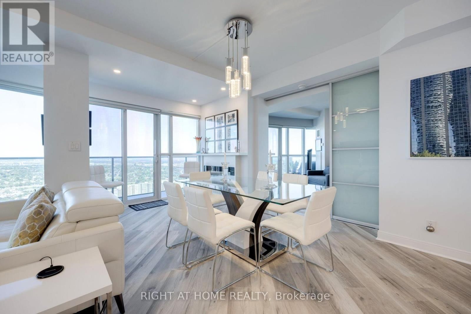 3601 - 60 ABSOLUTE AVENUE Image 8