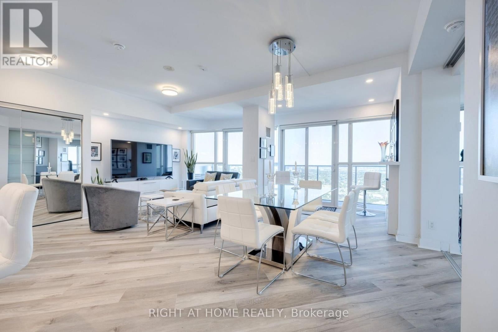 3601 - 60 ABSOLUTE AVENUE Image 9