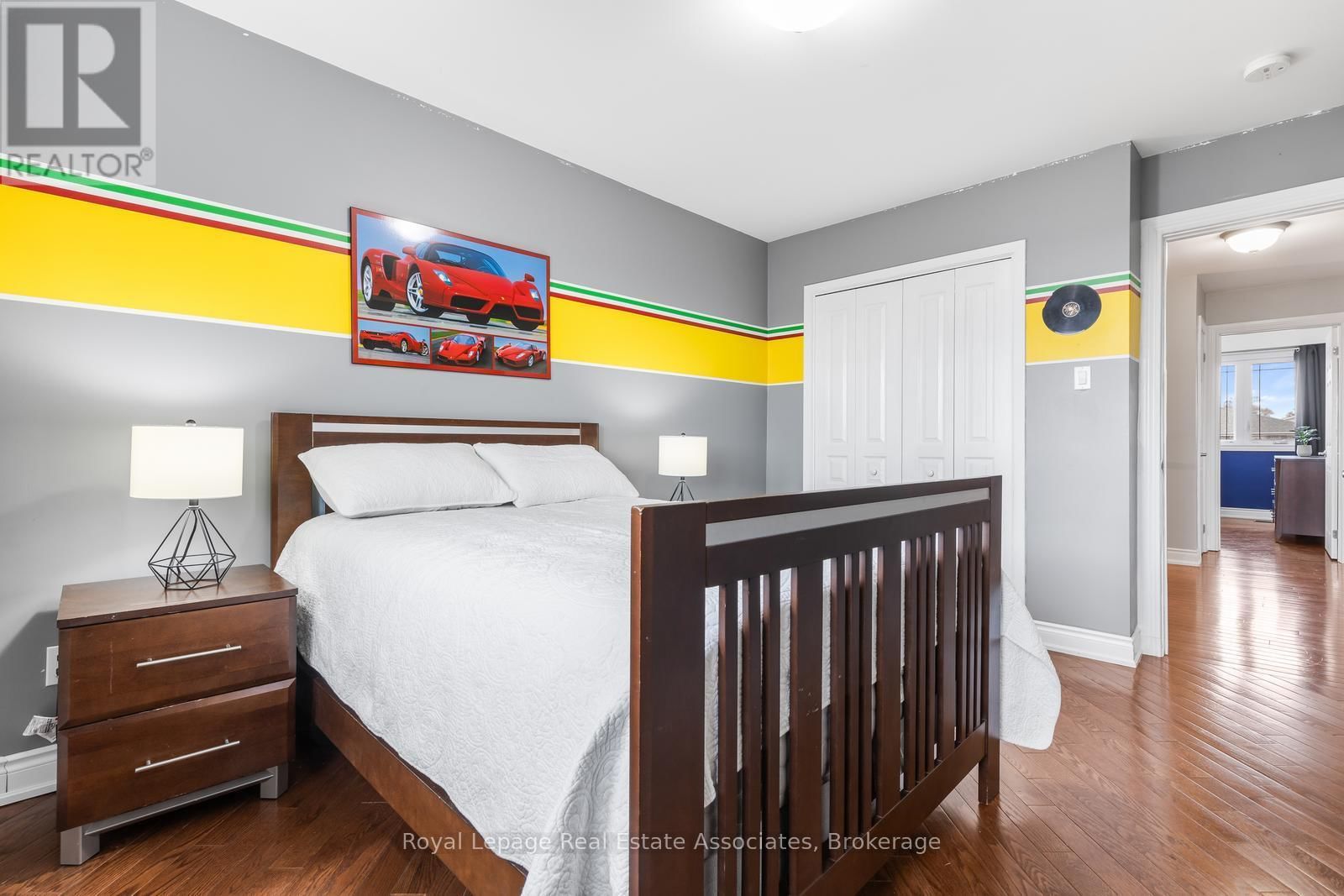 176 DAPHNE AVENUE Image 39