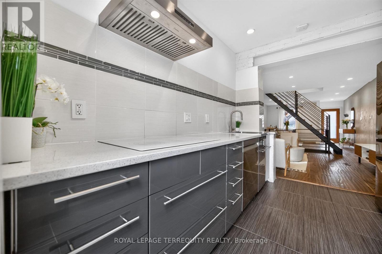 75 PRISCILLA AVENUE Image 19