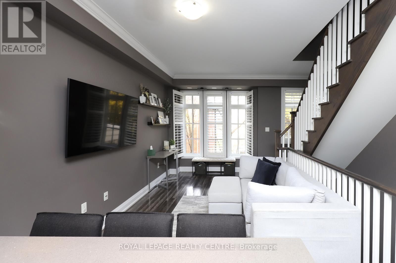 10 - 3077 CAWTHRA ROAD Image 14